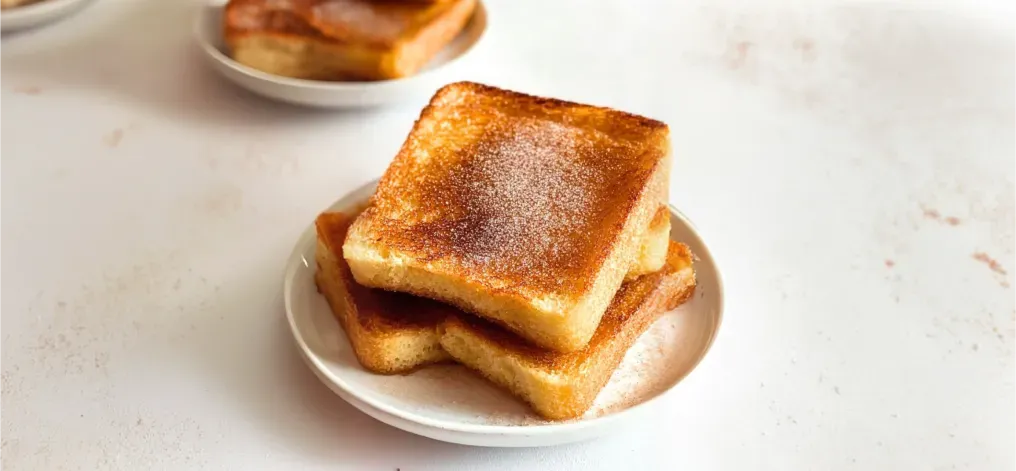 Cinnamon toast with butter for children